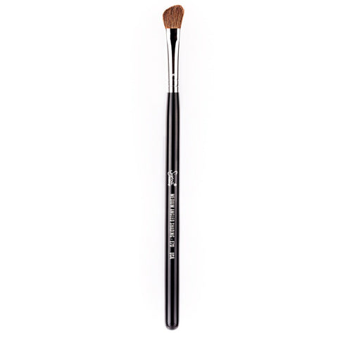 Sigma Beauty - Medium Angled Shading Brush E70
